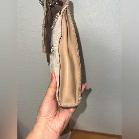 🐝🐝SOLD🐝🐝Hammitt Medium Montana ~ Reversible ~ NWOT - Picture 5 of 8